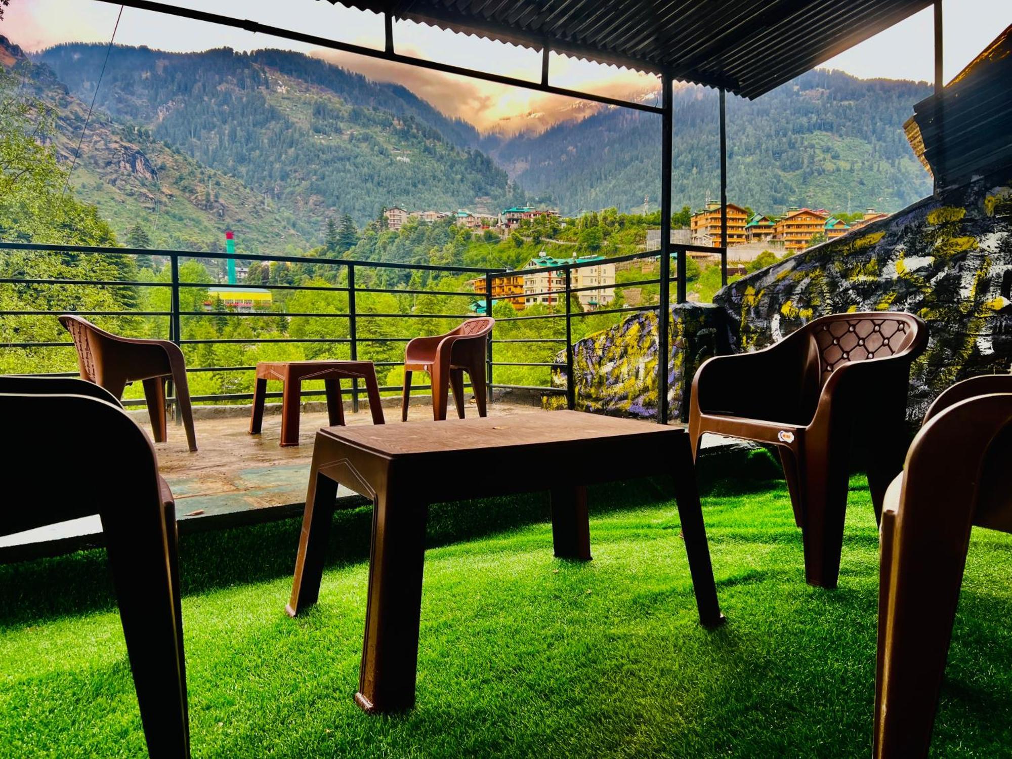 Hotel Green Link -#Near Volvo Bus Stand #Mountain View #River View #Open Terrace 马拉里 外观 照片