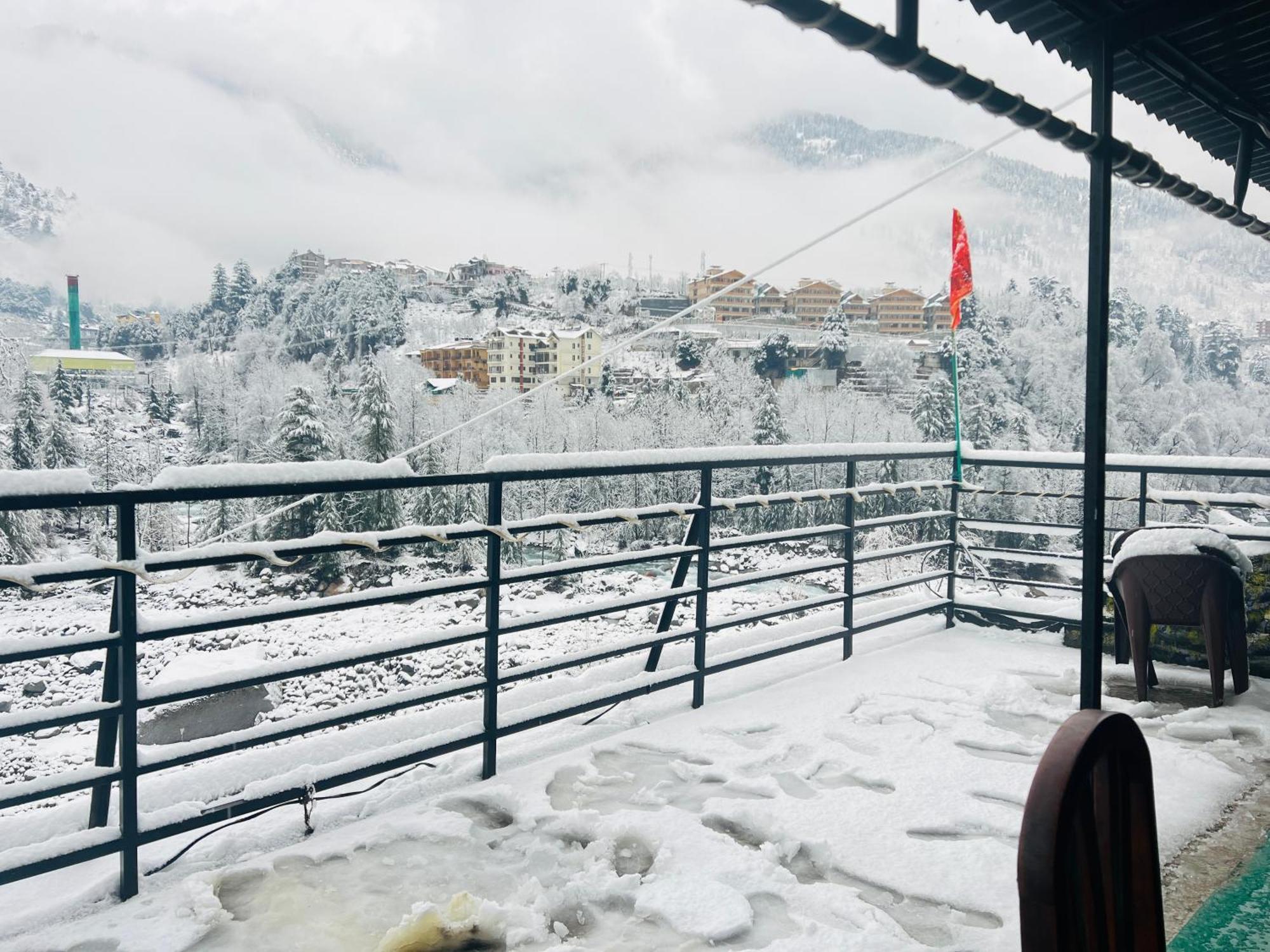 Hotel Green Link -#Near Volvo Bus Stand #Mountain View #River View #Open Terrace 马拉里 外观 照片