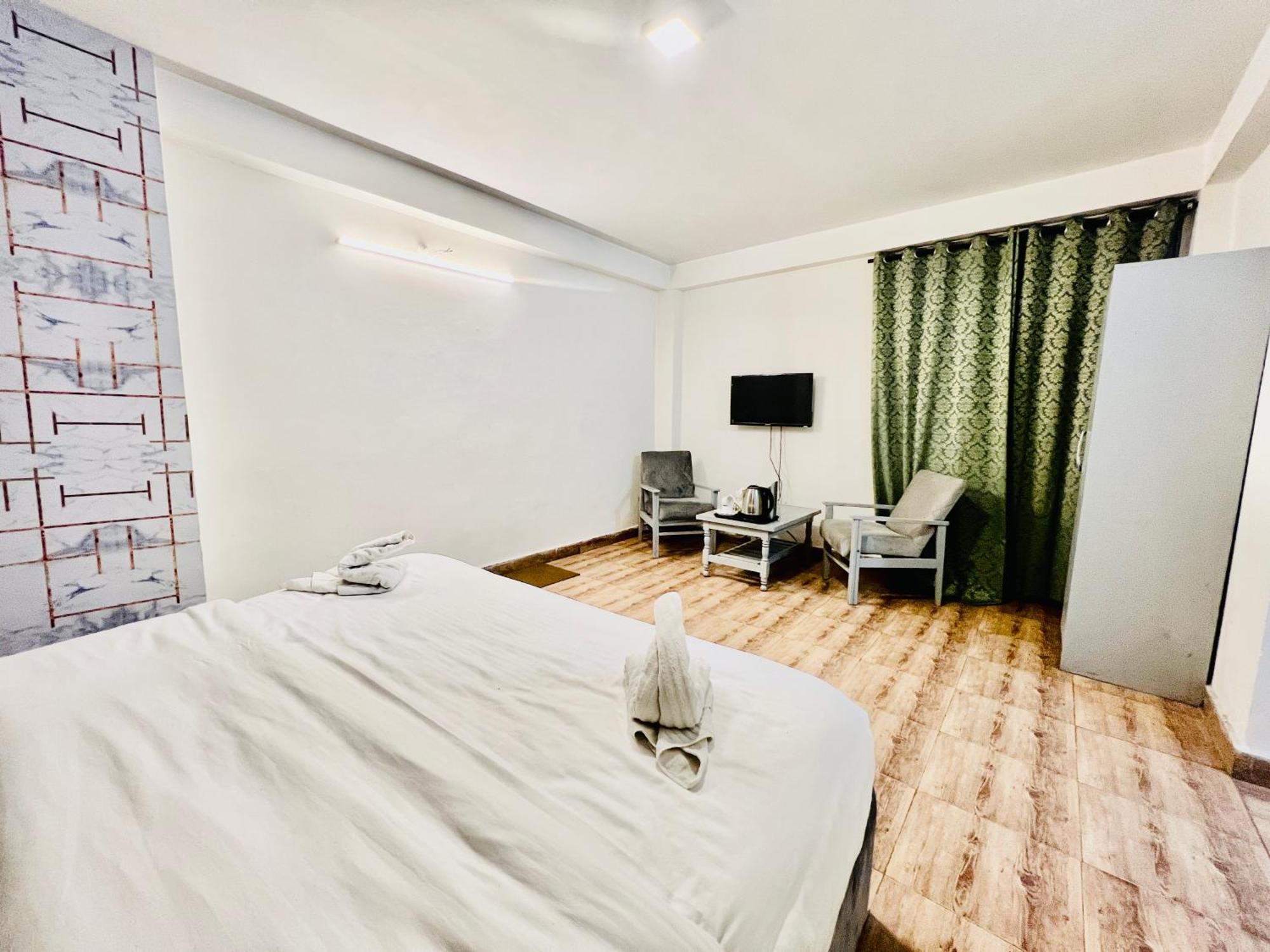 Hotel Green Link -#Near Volvo Bus Stand #Mountain View #River View #Open Terrace 马拉里 外观 照片
