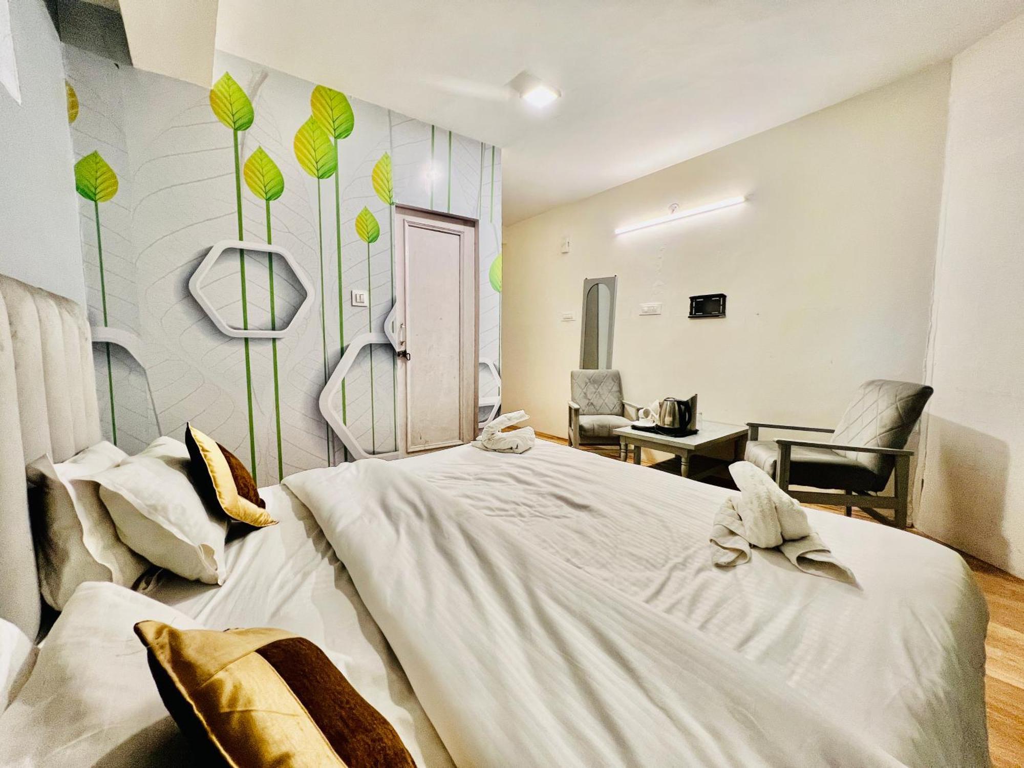 Hotel Green Link -#Near Volvo Bus Stand #Mountain View #River View #Open Terrace 马拉里 外观 照片